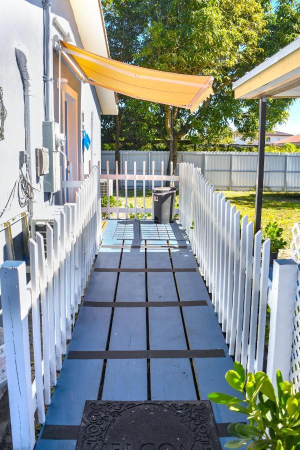 Miami Boho Beach Place Hialeah Luaran gambar